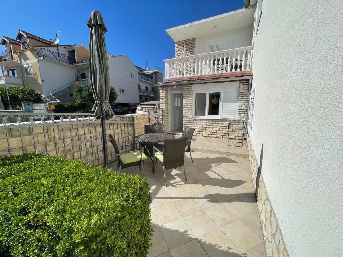 Guest House Micin Vodice Exteriér fotografie
