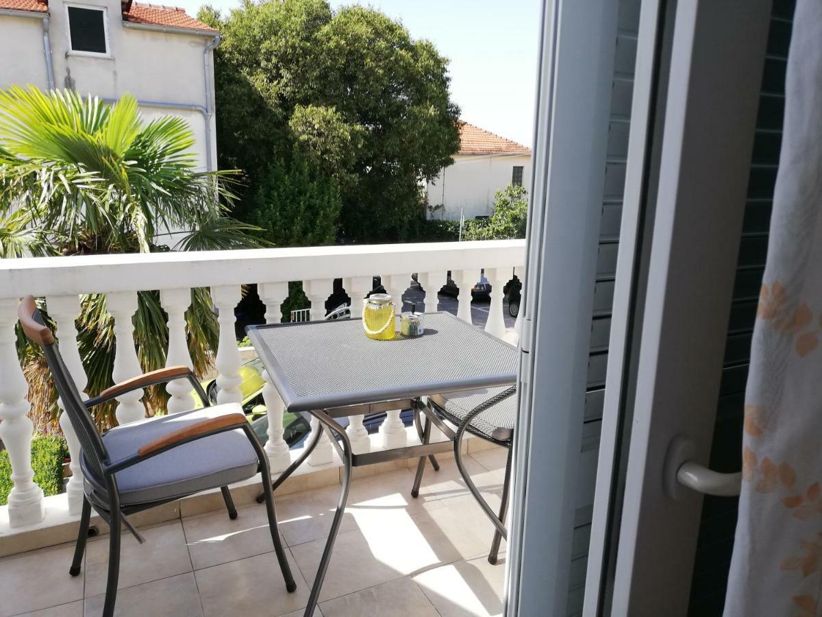 Guest House Micin Vodice Exteriér fotografie