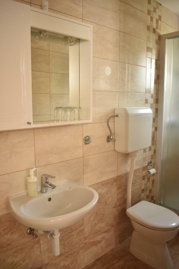 Guest House Micin Vodice Exteriér fotografie